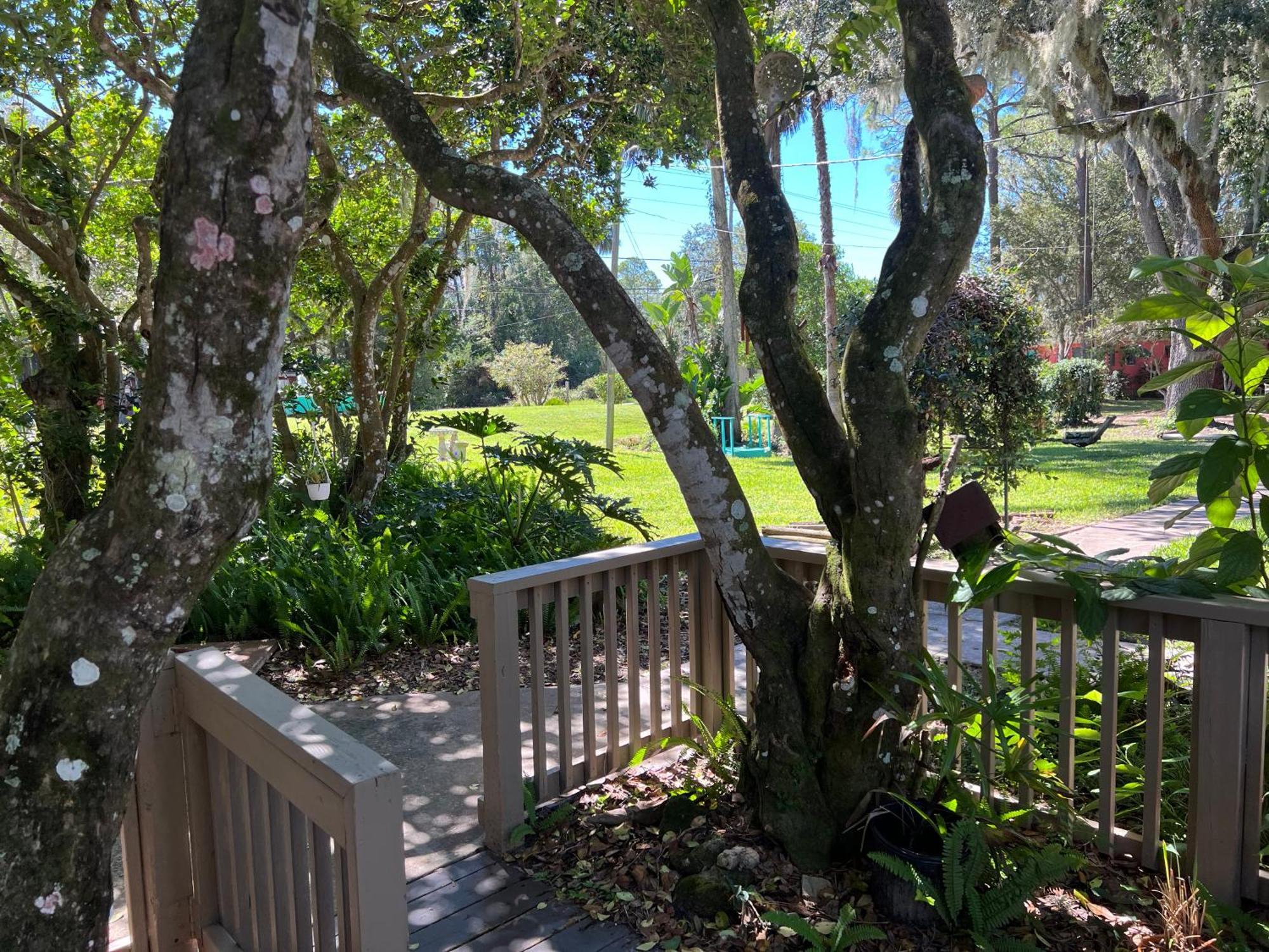 Nature Coast Inn & Cottages Inglis Εξωτερικό φωτογραφία