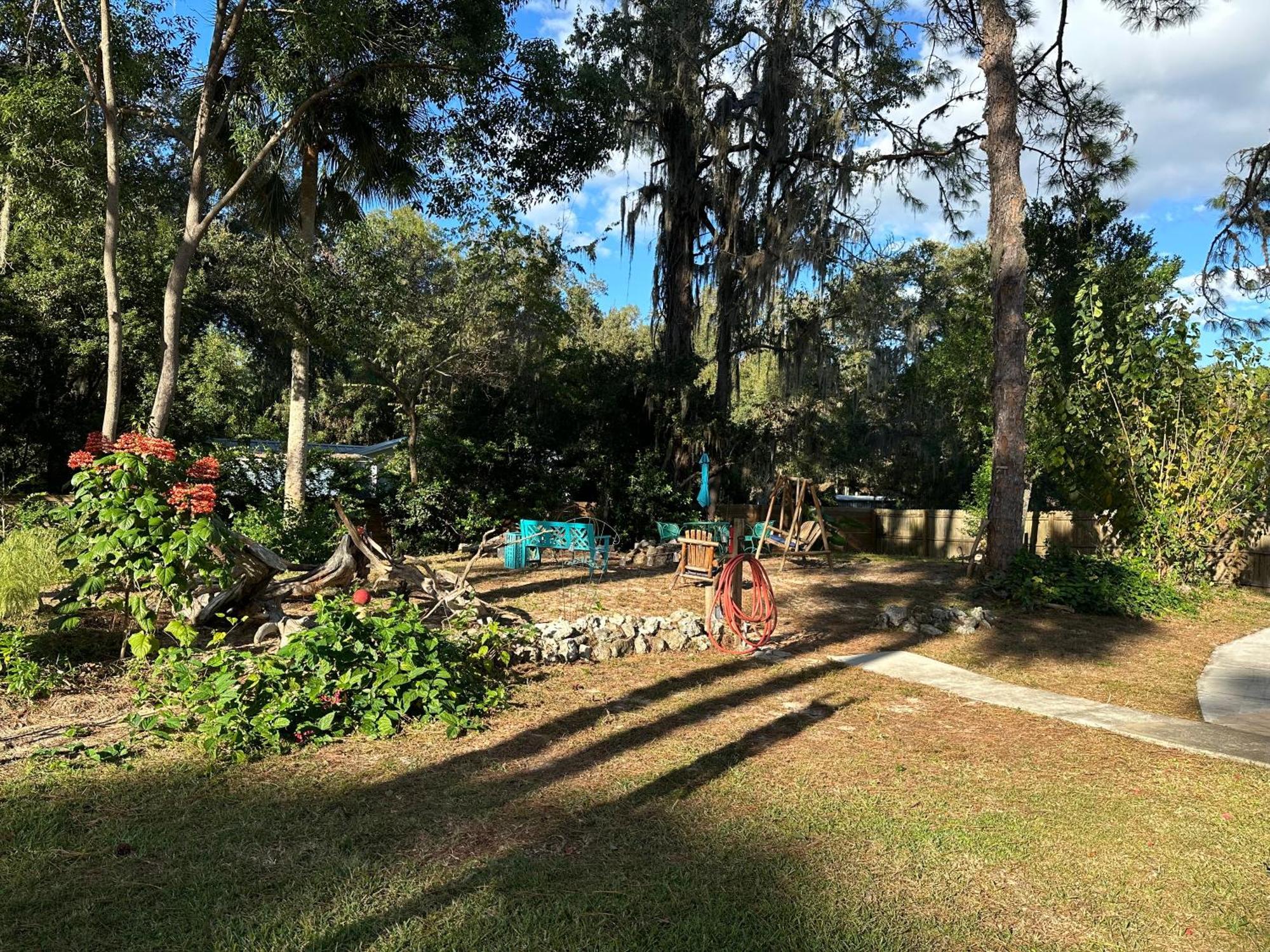 Nature Coast Inn & Cottages Inglis Εξωτερικό φωτογραφία